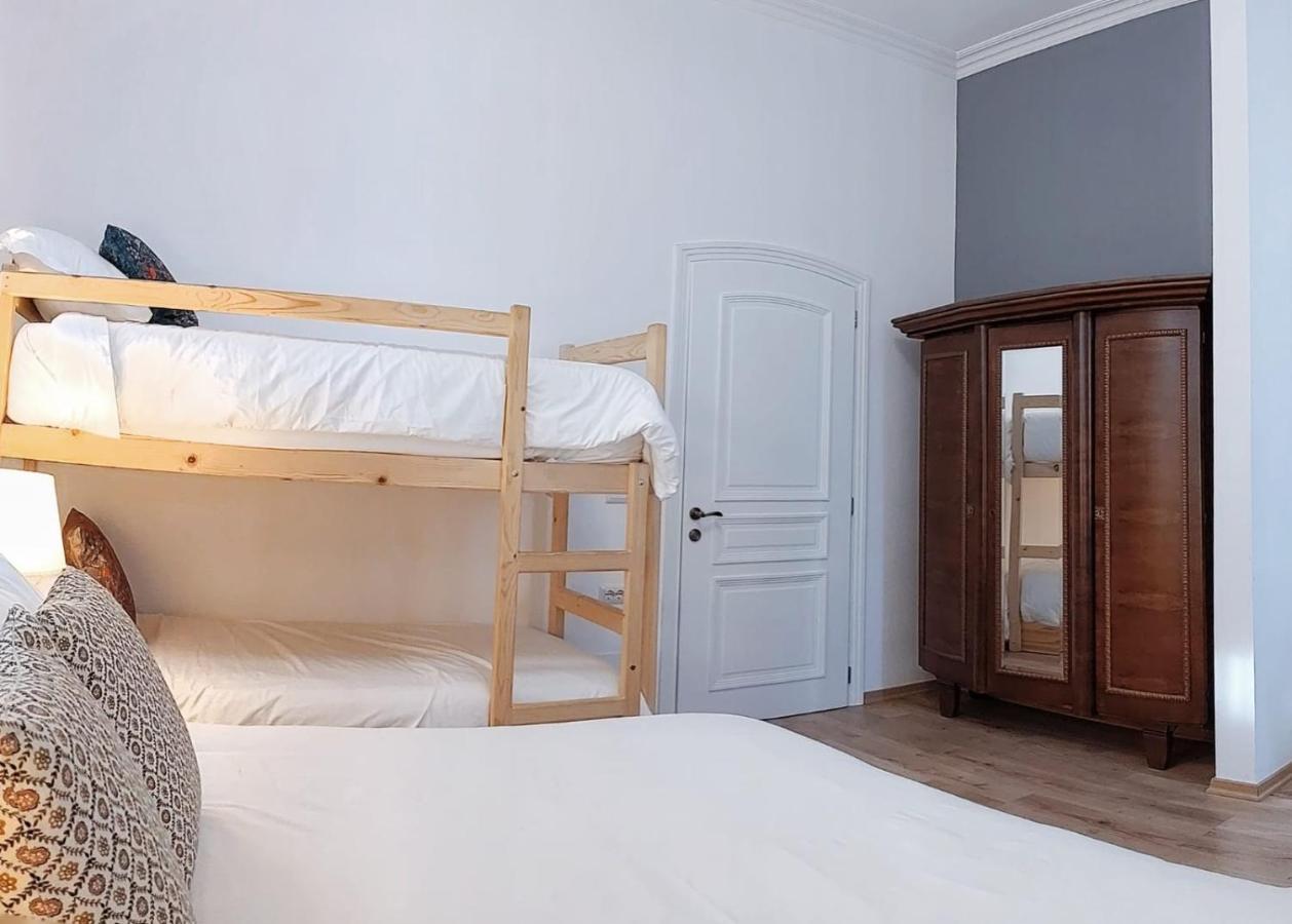 Seven Cafe & Hotel Поградец Екстериор снимка